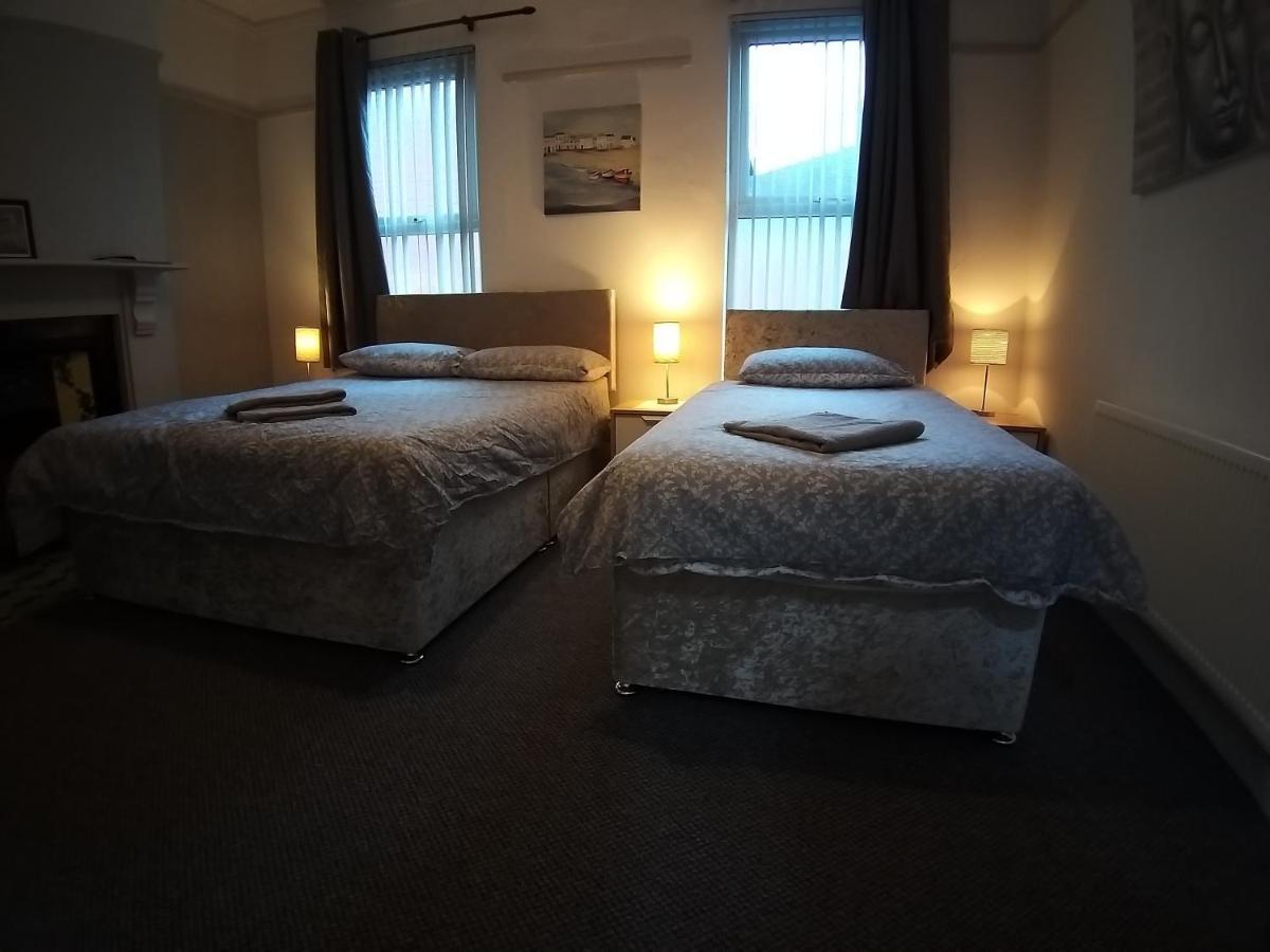 St. James Street Townhouse Belfast Luaran gambar